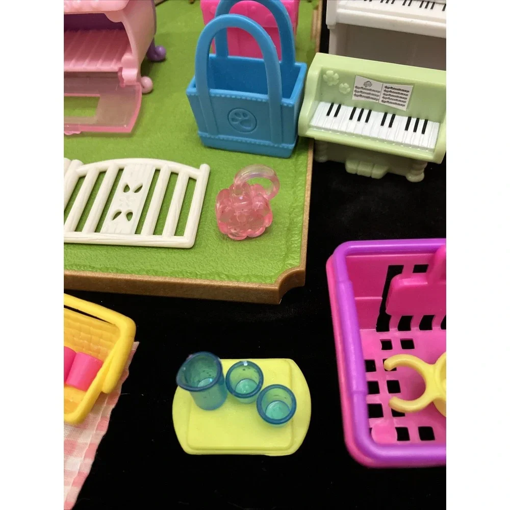 Sylvanian Families Hasbro Vintage Doll Tree House Furniture Piano Picnic Lot
